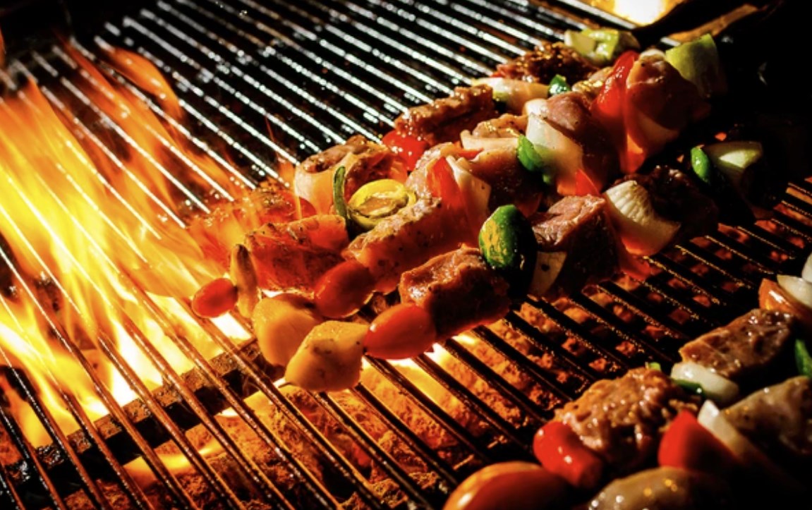 Szaszłyki na grillu